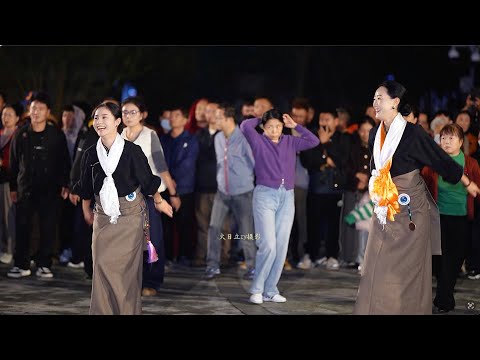 Видео: Юнджи,красивые тибетские танцовщицы, изящный тибетский танец «Абухуо»