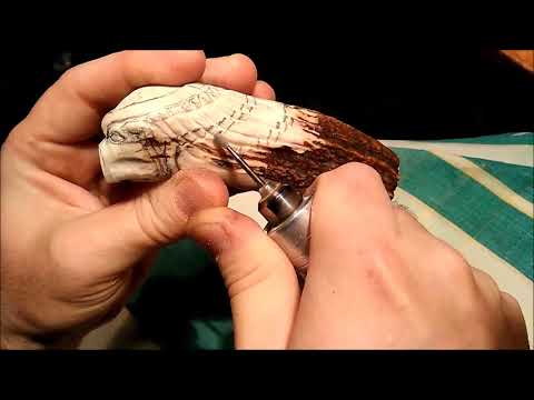 Видео: Процесс резьбы рукояти "Хищник " (Carving process handle "Predator")