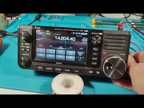 Видео: Icom IC-705 не подружился с усилителем! Отвал гнезда SEND! - Stuff
