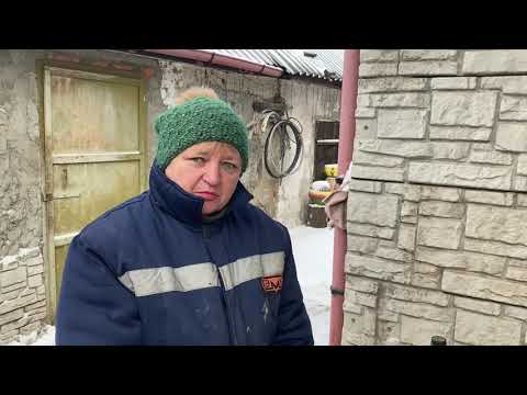 Видео: Содержание карликовых кур зимой, вечернее кормление. Карликовые куры. Бентамки