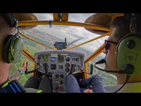 Видео: Посадка в международном аэропорту "Омск центральный" UNOO, летная школа, А-22, 4K