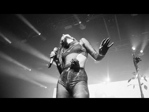 Видео: ЛУНА – Звездочка (live @A2 Green Concert, Санкт-Петербург, 07.05.2021)