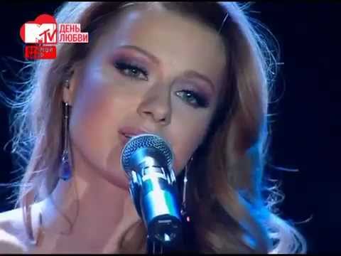 Видео: Юлия Савичева - Megamix Big Love Show 2012