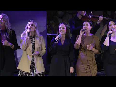 Видео: Держит Он меня.