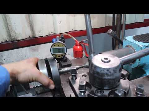 Видео: ремонт коленчатого вала honda  crm250 89 г.