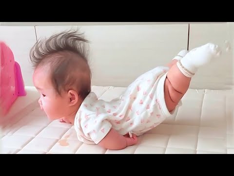 Видео: Лучшие смешные видео с детьми, которые заставят вас смеяться 🤣 — постарайтесь не засмеяться | Сме...