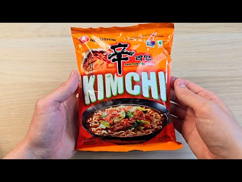 Видео: ПРОБУЮ КОРЕЙСКУЮ ЛАПШУ KIMCHI NONGSHIM