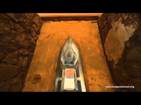 Видео: Казанлъшката гробница