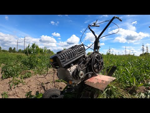 Видео: Крестьянский труд! Окучиваю картошку мотоблоком! Не простая работа!