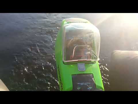 Видео: Лодочный электромотор . Разные батареи , проверка .