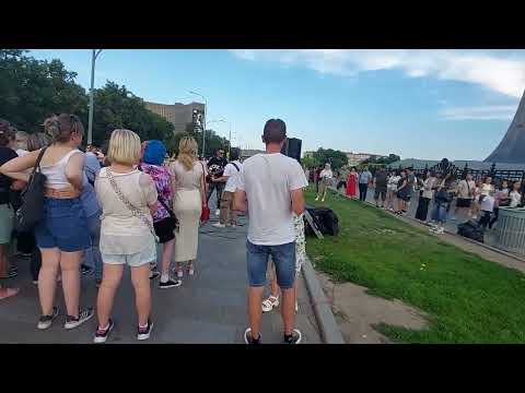 Видео: Стук в дверь..., в цой кино, вднх,  27 июля 2024г. делюсь настроением, группа Далее