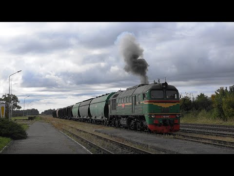 Видео: Запуск дизеля тепловоза М62 / Diesel locomotive M62 engine start up