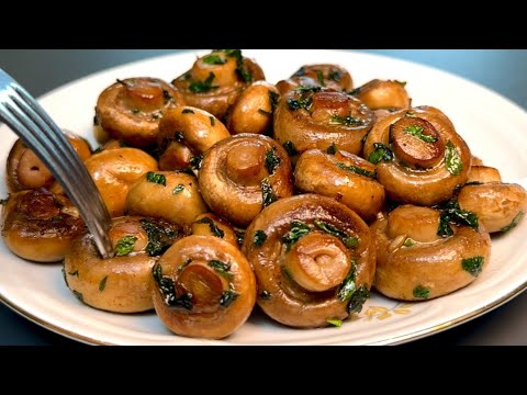 Видео: Грибы с чесноком вкуснее мяса! Жареные шампиньоны на сковороде!