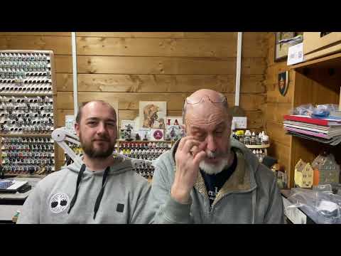 Видео: Обновленная версия мечети и скамьи от MarDav Miniatures в масштабе 28 мм.