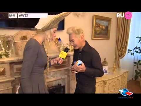 Видео: RU.TV, Чемодан. Вокзал. Столица. Шоу Оли Поляковой. В гостях у Олега Яковлева.