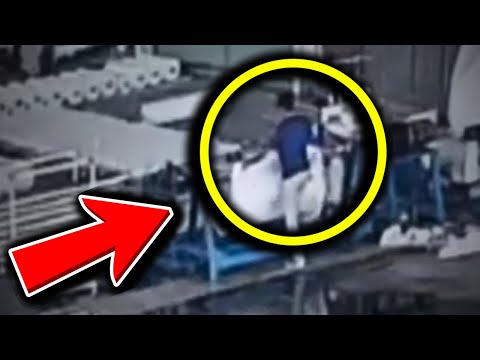 Видео: 😱 АВАРИЯ НА ТЕКСТИЛЬНОЙ МАШИНЕ
