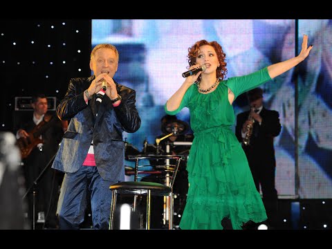 Видео: Новый год  - Олег Шак и Ольга Будина