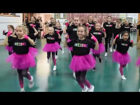 Видео: Танец Ягода малинка девочки 7-9 лет. GDK Stockholm Star | Choreography by Irina Gulidova