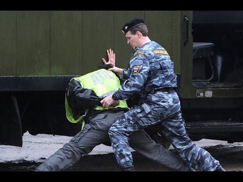 Видео: СОЛДАТЫ ВВ И Бывшие сотрудники в тюрьме