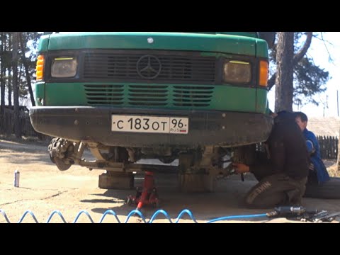 Видео: Ремонт передней подвески на Мерседес 208 "Кузнечеке"