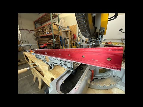 Видео: Регулировка ограждений для торцовочной пилы