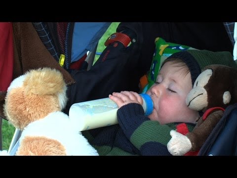 Видео: Растущее число бездомных семей переполняет приюты Сан-Диего