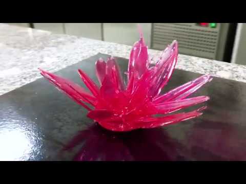 Видео: ДЕКОР ТОРТА - Цветок из изомальта