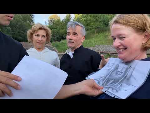 Видео: Снять напряжение в шее и в плечевом поясе