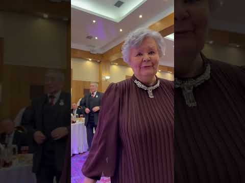 Видео: Одинокая бродит гармонь…