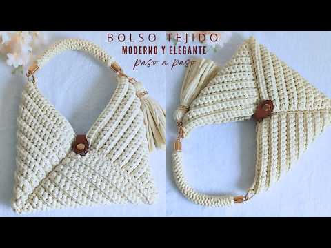 Видео: 🔥ТРЕУГОЛЬНАЯ СУМКА, СВЯЗАННАЯ КРЮЧКОМ | Элегантная, современная и простая для начинающих