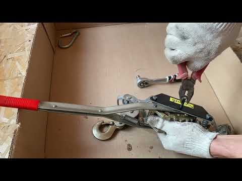 Видео: Засел в метель на снегоходе. Ремонт ручной лебедки.