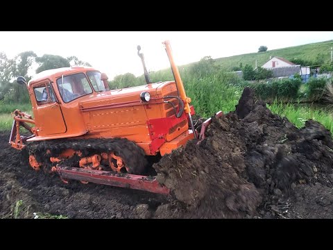 Видео: Бульдозер ДТ-75, в работе.
