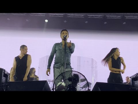Видео: Дима Билан - «Ночной хулиган»//Москва//08.08.2025
