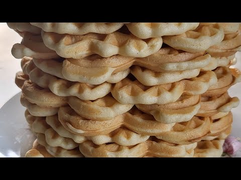 Видео: Вафли из бисквитного теста. Сразу улетают со стола. Всей семье очень нравятся.