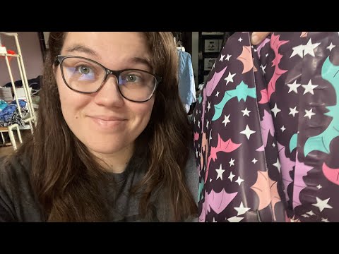 Видео: Я продал 12 товаров на этих выходных! Отправляйте и общайтесь со мной! Poshmark и eBay!