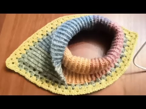 Видео: Манишка - шарф. Крючком.