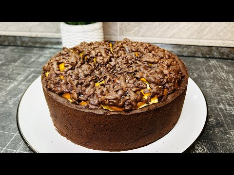 Видео: Шоколадний сирник з персиками 🍑 — легко і смачно! ⏱️