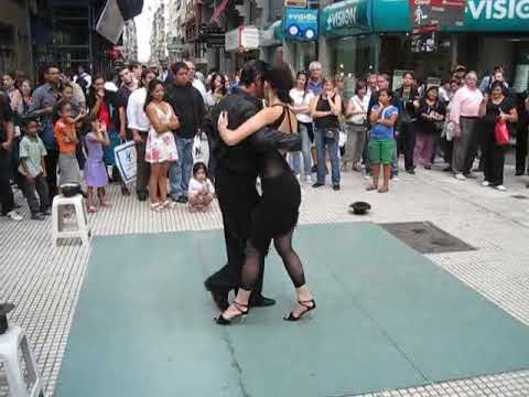 Видео: Уличное танго Канженге