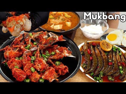 Видео: Mukbang | Еда Яннём Геджан (острых сырых крабов) с ферментированными креветками соевым соусом.