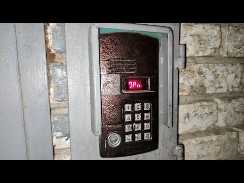 Видео: 🔥ФОРСИРОВАННЫЙ ЛИФТ НА ЭТАЖНИКАХ! Лифт (СамЛЗ-1976 г.в); Советская 21 подъезд 2; Новочебоксарск