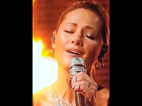 Видео: Елена Фишер (Helene Fischer). Дорогой длинною.