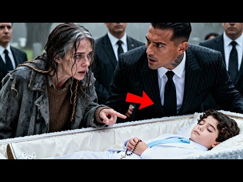 Видео: «Он не МЁРТВ!» — нищенка остановила ПОХОРОНЫ сына босса, и то, что произошло потом, всех ПОРАЗИЛО