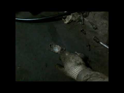 Видео: как поменять втулки переднего стабилизатора volvo s70 1997г.в. +кат№№