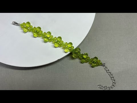 Видео: Как сделать браслет чокер из бусин и бисера мастер-класс МК