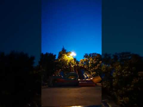 Видео: Батут «Дракон» сдувается