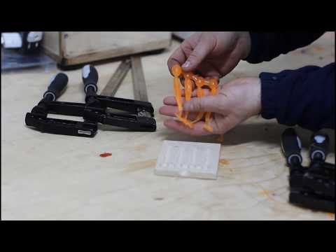 Видео: Форма для литья приманок с одним литником на 4 места