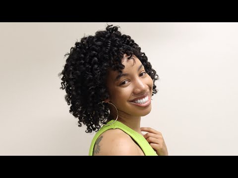 Видео: Повреждение локонов: как с этим бороться!