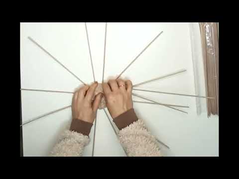 Видео: Мастер-класс по плетению корзинки для бутылки шампанского или вина. Готовый набор для плетения.
