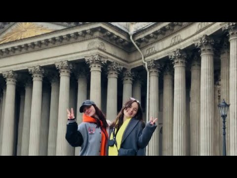 Видео: Влог из Питера// Как потерять подругу в незнакомом городе 