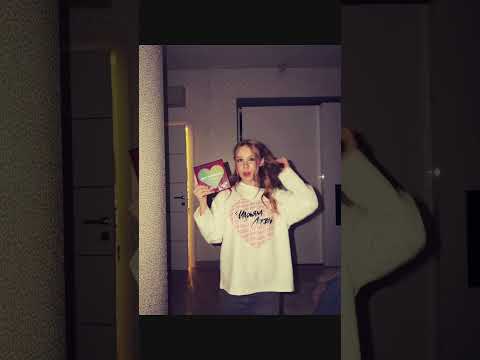 Видео: принимаю поздравления😌❤️🌟 #ваувероника #трендытиктока #like